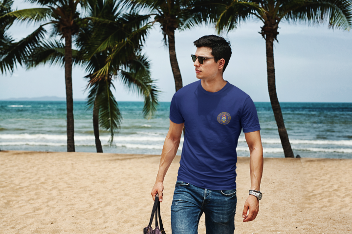 mockup-of-a-man-with-sunglasses-wearing-a-t-shirt-at-the-beach-432-el1 mockup-of-a-man-with-sunglasses-wearing-a-t-shirt-at-the-beach-432-el1
